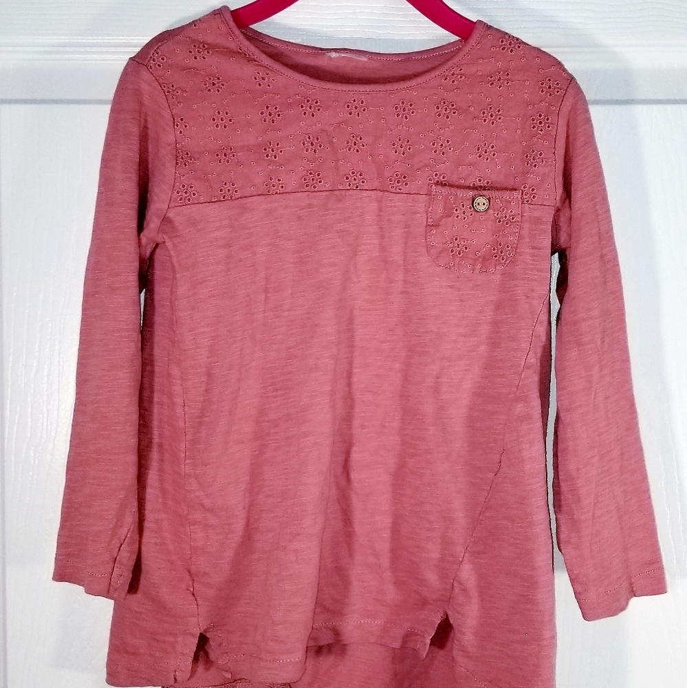 😋Pale😋 maroon-ish pink long sleeved shirt